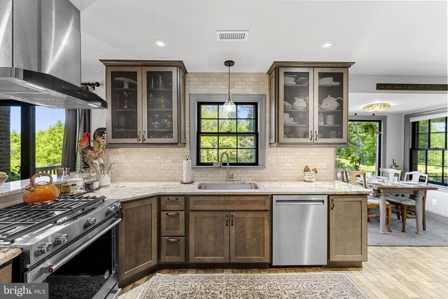 410 LEGION POST LN, Madison, VA 22727