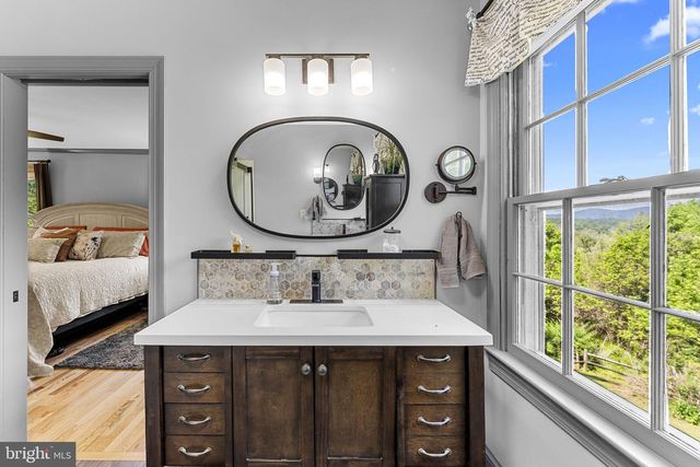 410 LEGION POST LN, Madison, VA 22727