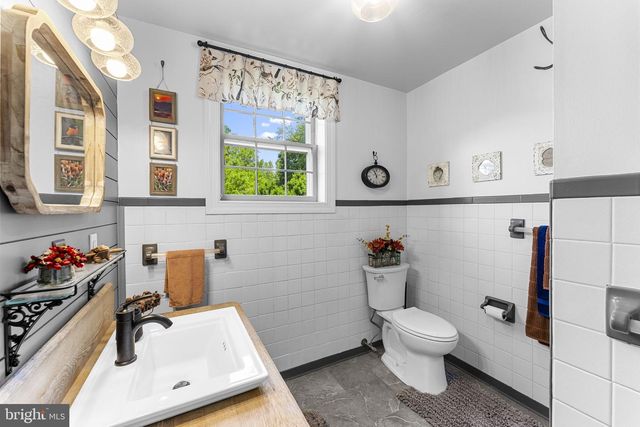 410 LEGION POST LN, Madison, VA 22727