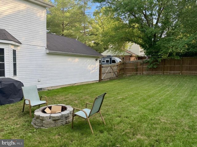 219 LAKESIDE DR, Stephens City, VA 22655