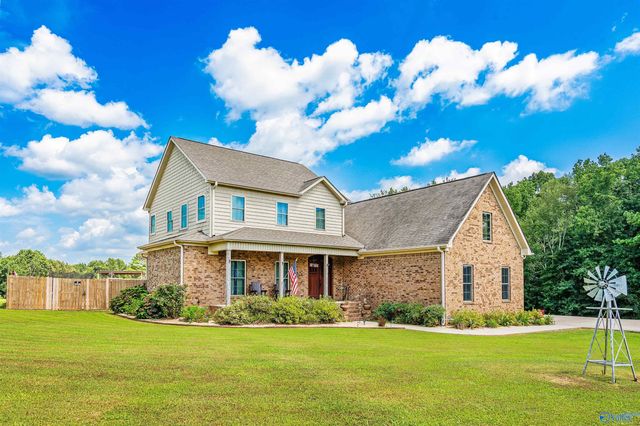 25956 Hunter Gates Road, Lester, AL 35647