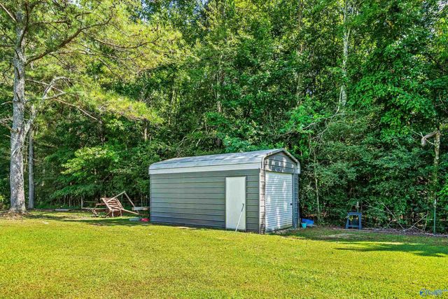 25956 Hunter Gates Road, Lester, AL 35647