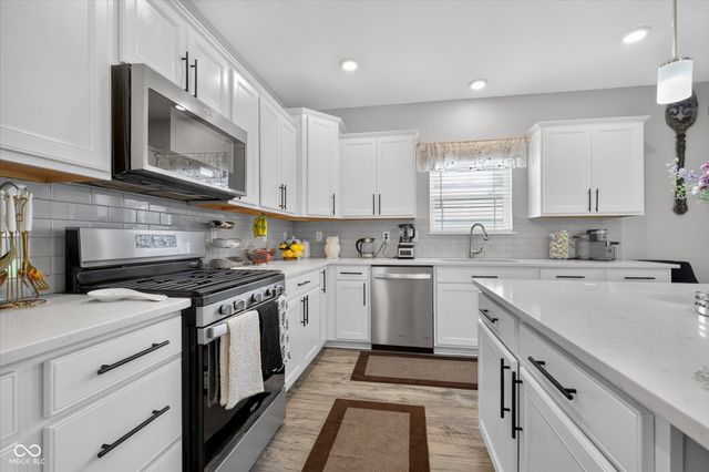 6412 Tacoma Boulevard, Whitestown, IN 46075