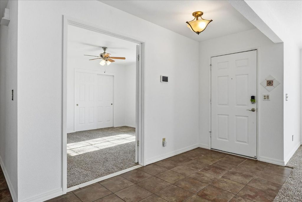 Image 10 of property listing at 30917 N Dome Dr, Coarsegold, CA 93614