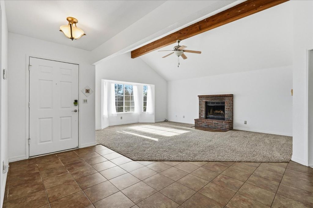 Image 11 of property listing at 30917 N Dome Dr, Coarsegold, CA 93614