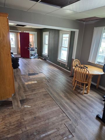 1444 E 22nd Street, Des Moines, IA 50317