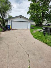 1444 E 22nd Street, Des Moines, IA 50317