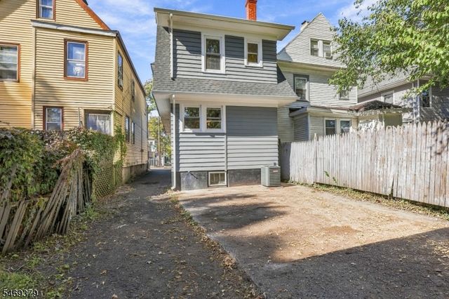 98 Vermont Ave, Newark City, NJ 07106