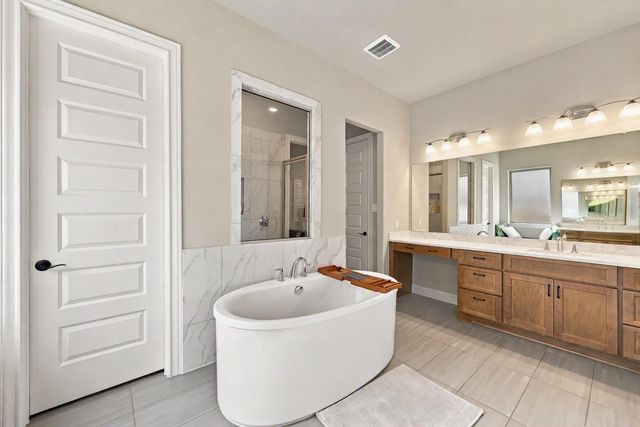 10511 Harvest Oak Court, Missouri City, TX 77459