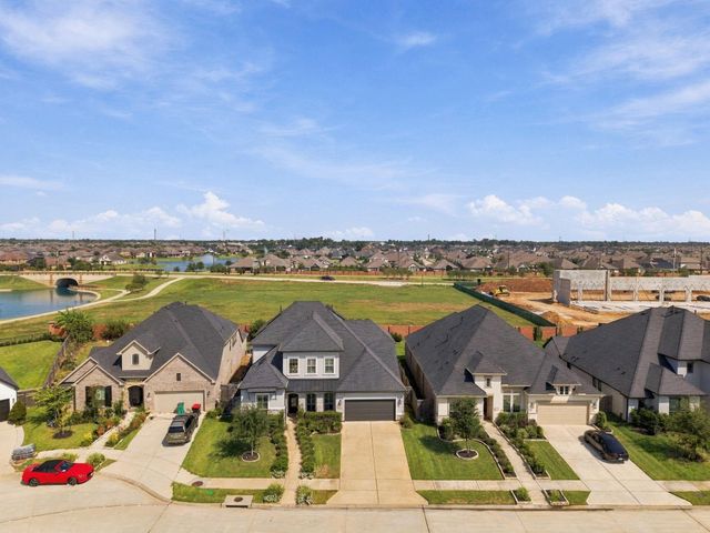 10511 Harvest Oak Court, Missouri City, TX 77459