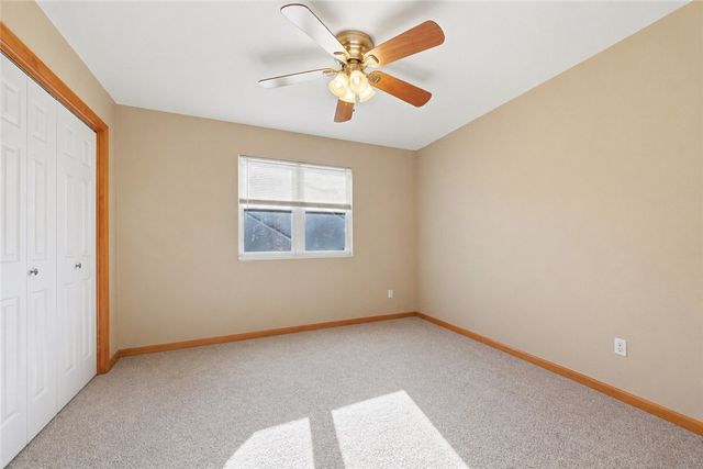 1319 Deerfield Ln, W Leechburg, PA 15656