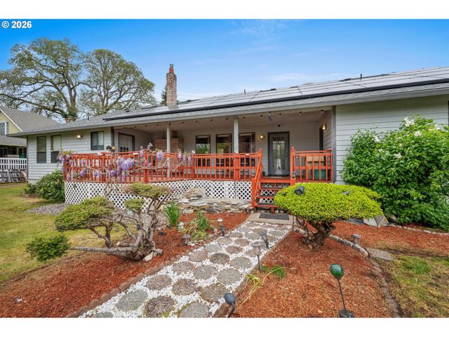 1050 Nw JACKSON St, Hillsboro, OR 97124