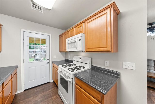 524 E Grant Avenue, Guthrie, OK 73044