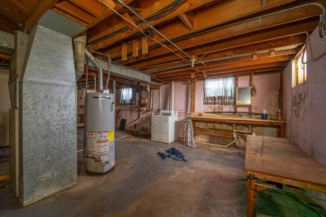 2456 S Fergeson Avenue, Springfield, MO 65807