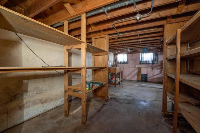 2456 S Fergeson Avenue, Springfield, MO 65807