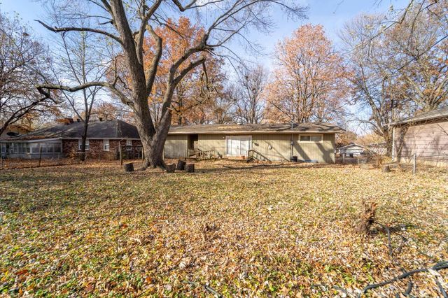 2456 S Fergeson Avenue, Springfield, MO 65807