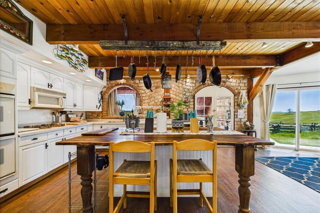 4540 Zenia Lake Mountain Road, Kettenpom, CA 95595