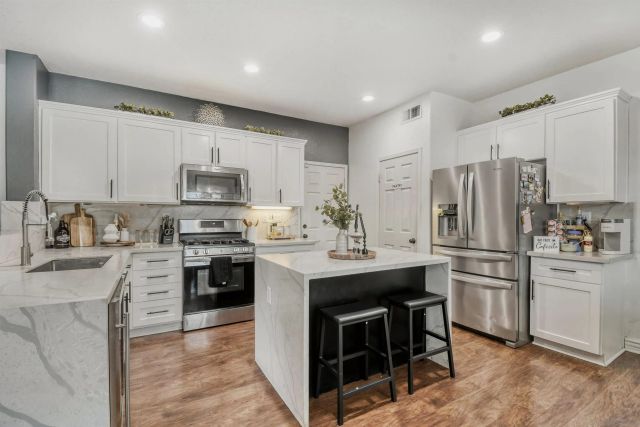 39230 Devotion Ln, Murrietta, CA 92563