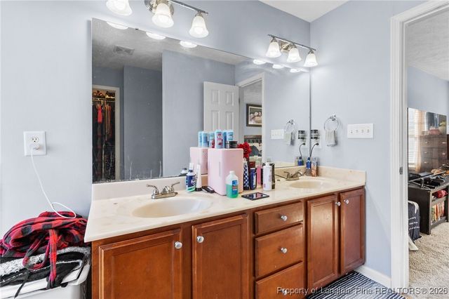 9008 Grouse Run Lane, Fayetteville, NC 28314