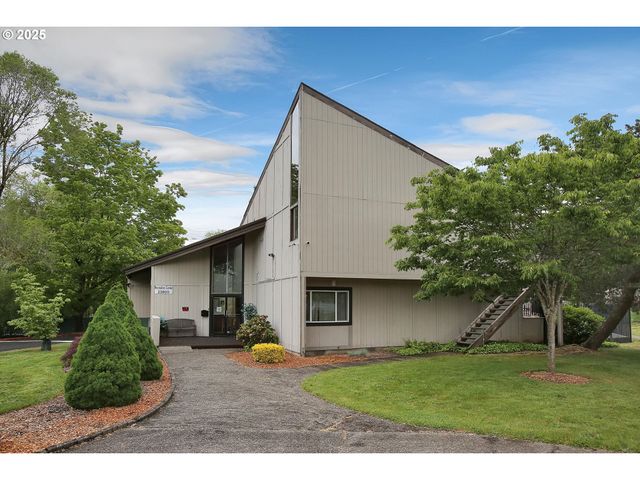 23882 Ne TREEHILL Dr, Wood Village, OR 97060