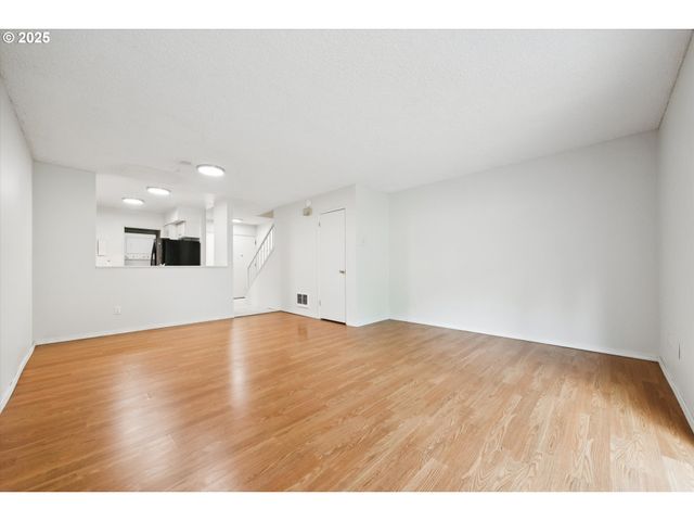 23882 Ne TREEHILL Dr, Wood Village, OR 97060