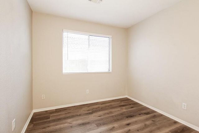 8113 W Pima Street, Phoenix, AZ 85043