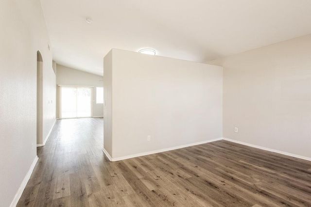 8113 W Pima Street, Phoenix, AZ 85043