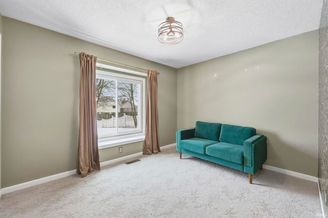 7314 Wood Meadows Lane, Fort Wayne, IN 46835