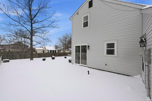 7314 Wood Meadows Lane, Fort Wayne, IN 46835