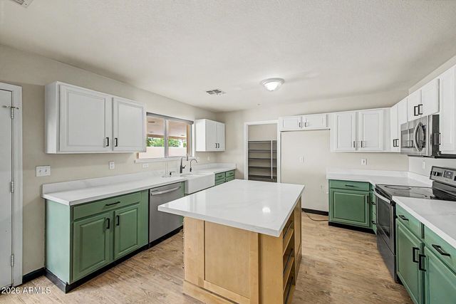 16550 N Naegel Drive, Surprise, AZ 85374