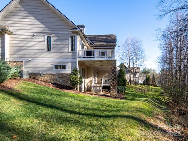 123 Orvis Stone Circle, Biltmore Lake, NC 28715