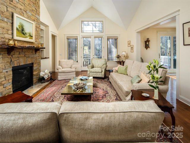 123 Orvis Stone Circle, Biltmore Lake, NC 28715