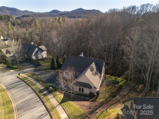 123 Orvis Stone Circle, Biltmore Lake, NC 28715