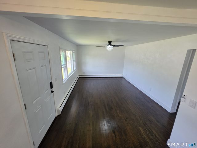 6 Devens Street, New Britain, CT 06051