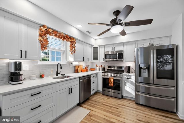 109 COVERED BRIDGE CT, Sewell, NJ 08080