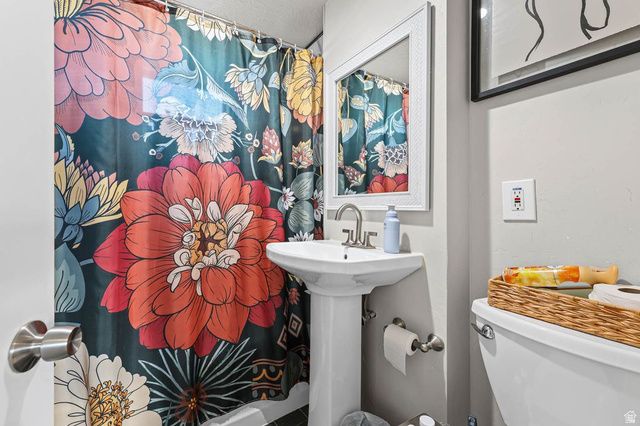 453 E 400 N, Tooele, UT 84074