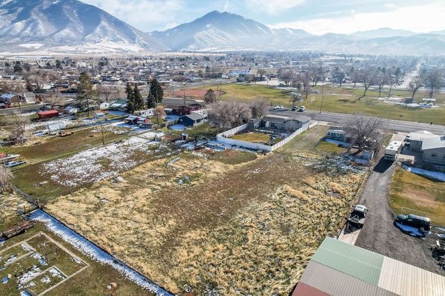 453 E 400 N, Tooele, UT 84074