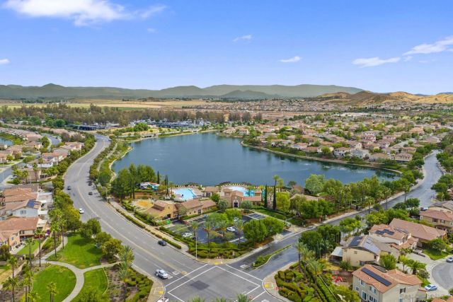 30243 Lamplighter, Menifee, CA 92584