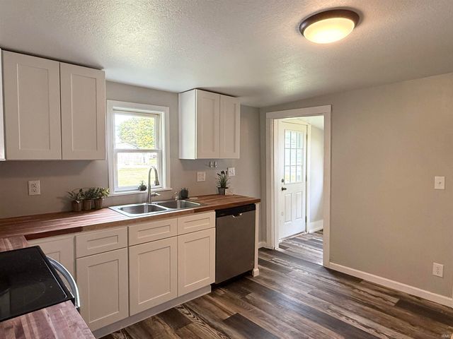 2348 W 9th Street, Marion, IN 46953