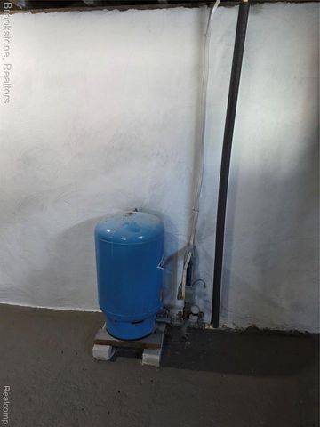 1095 Pine Street, Genesee Charter Township, MI 48458