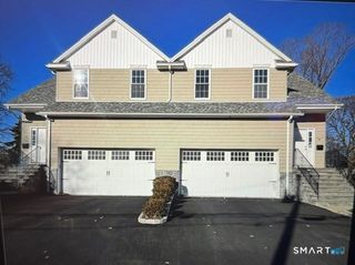 40 Corinthian Avenue, Stratford, CT 06615