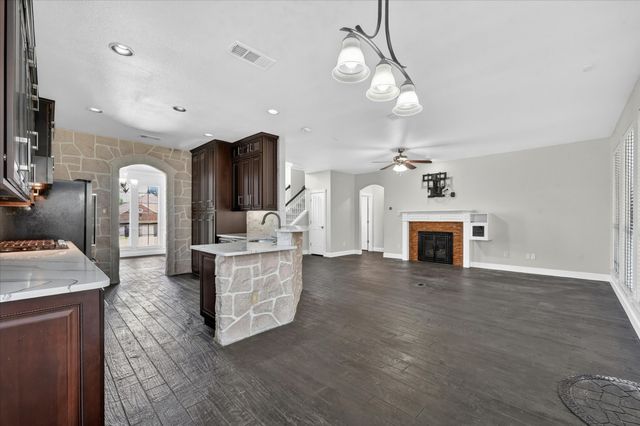 12709 Sweet Bay Drive, Fort Worth, TX 76040