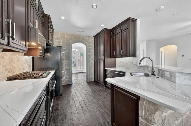 12709 Sweet Bay Drive, Fort Worth, TX 76040