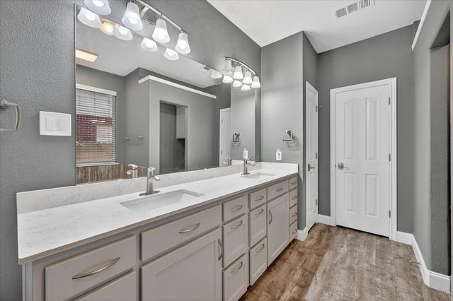 12709 Sweet Bay Drive, Fort Worth, TX 76040