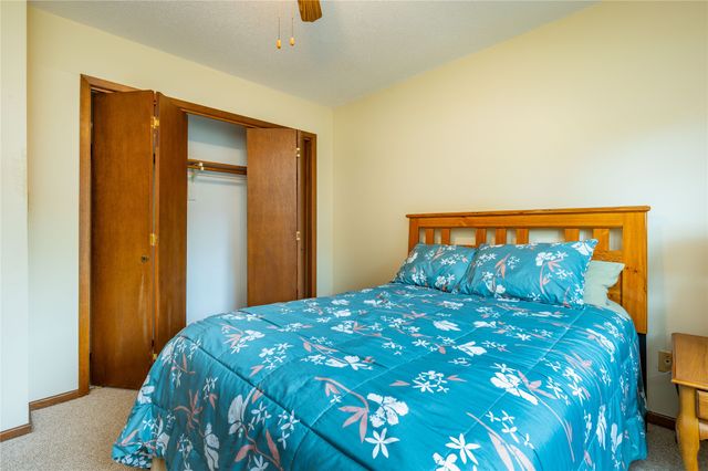 4633 Woodland Avenue 1, West Des Moines, IA 50266