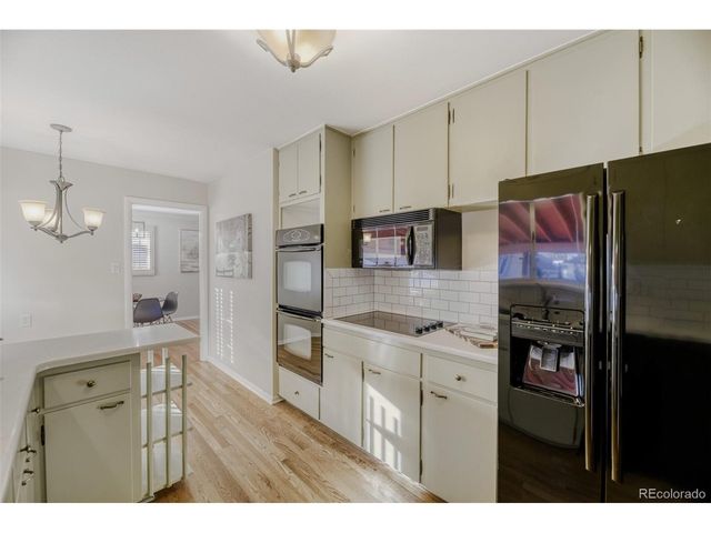 2132 E Dartmouth Ave, Englewood, CO 80113