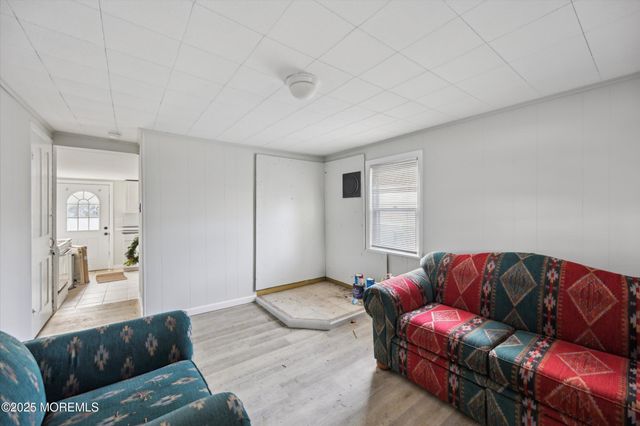 48-50 Church Street, Allentown, NJ 08501