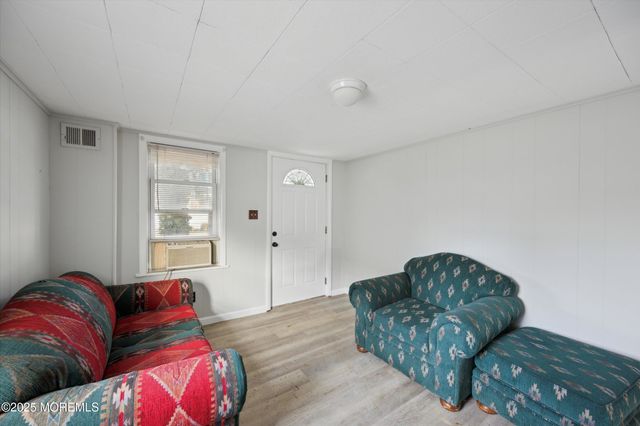 48-50 Church Street, Allentown, NJ 08501