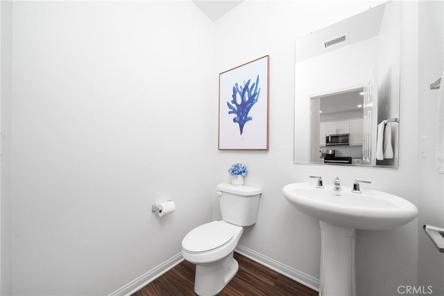 208 Bonita Ln, Rialto, CA 92376