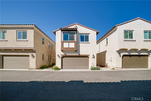 208 Bonita Ln, Rialto, CA 92376